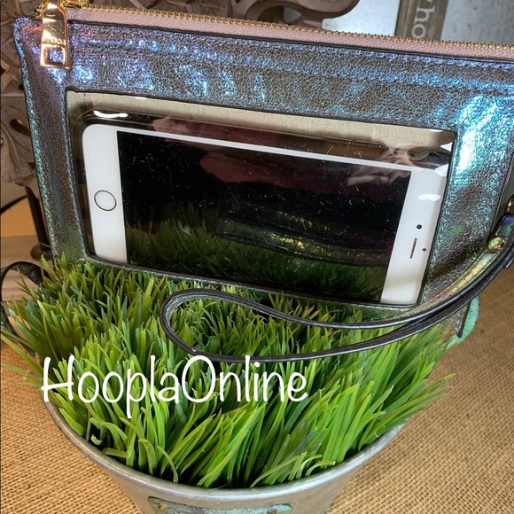 Smartphone Wristlet Crossbody wallet - Picture 2 of 16